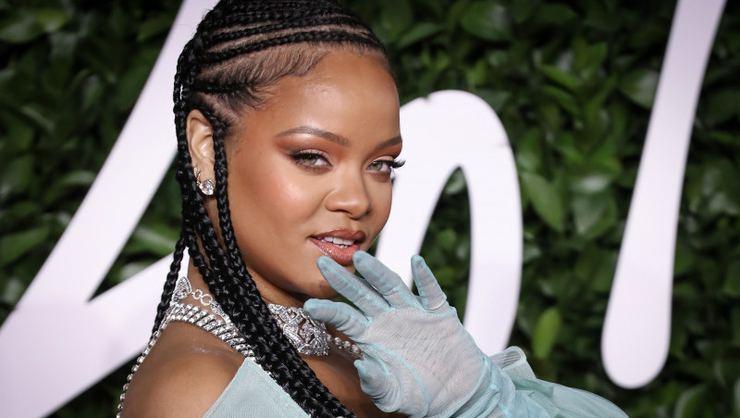 Rihanna’ya sanal kimlik verilecek