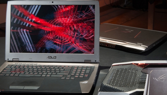 Asus'tan Sıvı Soğutmalı GX800 Laptop!