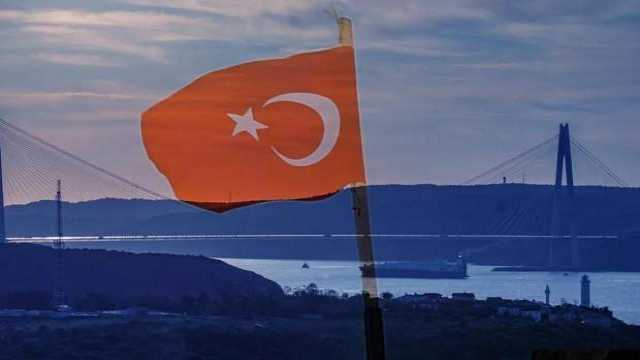 Süveyş Kanalı'nı örnek gösterdiler: Benzer bir krizi yönetebilecek tek ülke Türkiye'dir