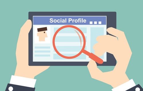 Facebook, LinkedIn'e rakip olacak!