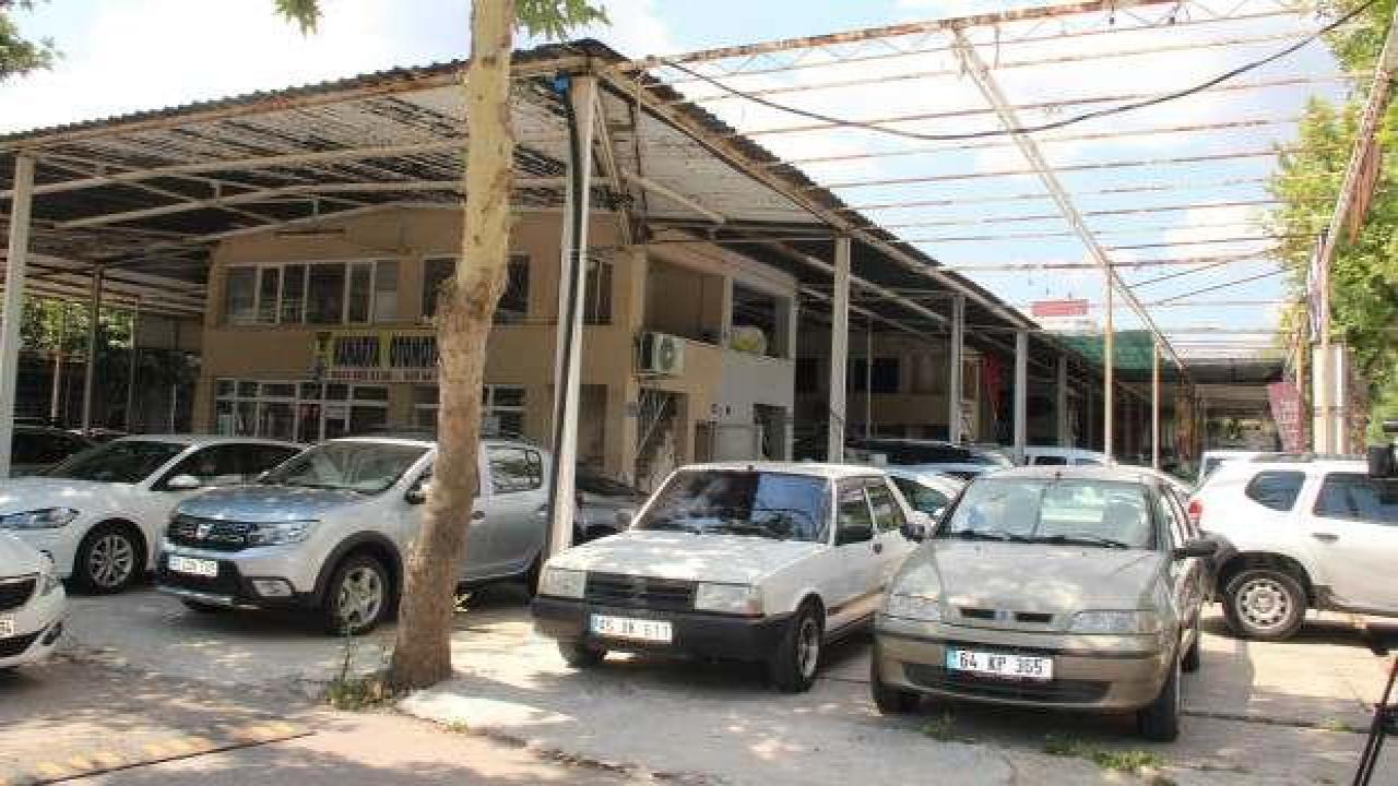 Kayıt dışı al-sat yapanlar ikinci el otomobil piyasasını yükseltiyor