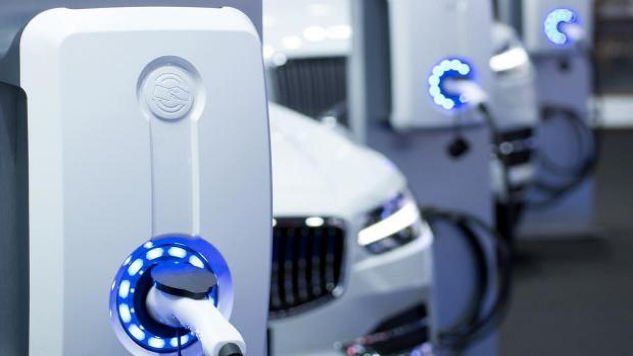Elektrikli araç ve batarya için 1,2 trilyon dolar