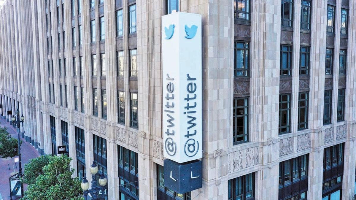 Twitter, ofis eşyalarını satışa çıkarıyor